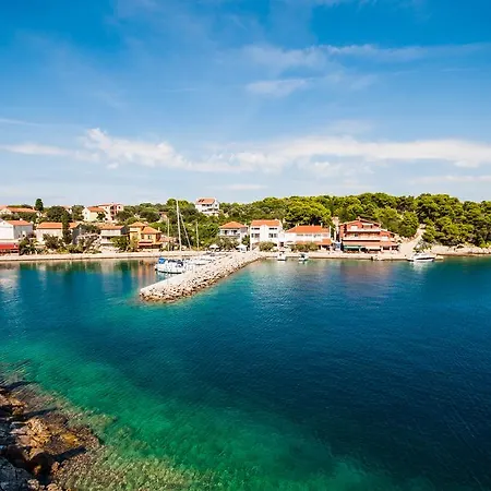 Maxim Hotel Božava