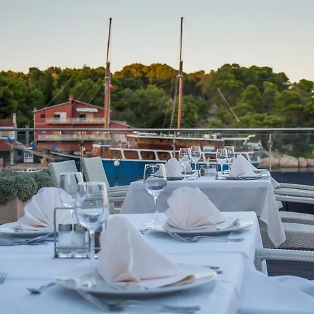 Hotel Maxim Božava