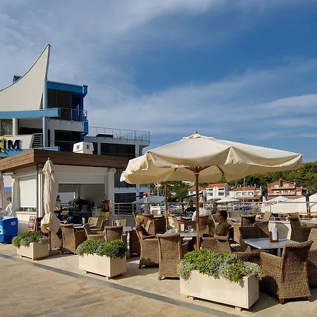 Hotel Maxim 4*