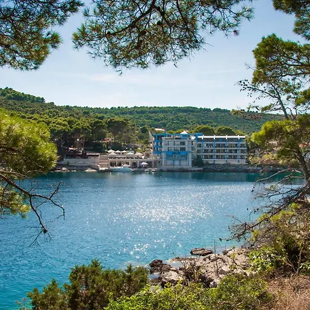 Maxim Hotel