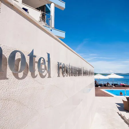 Maxim Hotel Božava