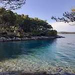 Maxim فندق Božava