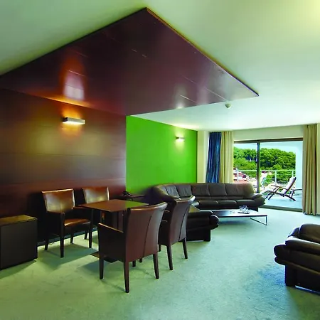 Otel Maxim