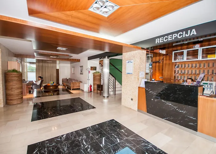 Hotel Maxim 4*